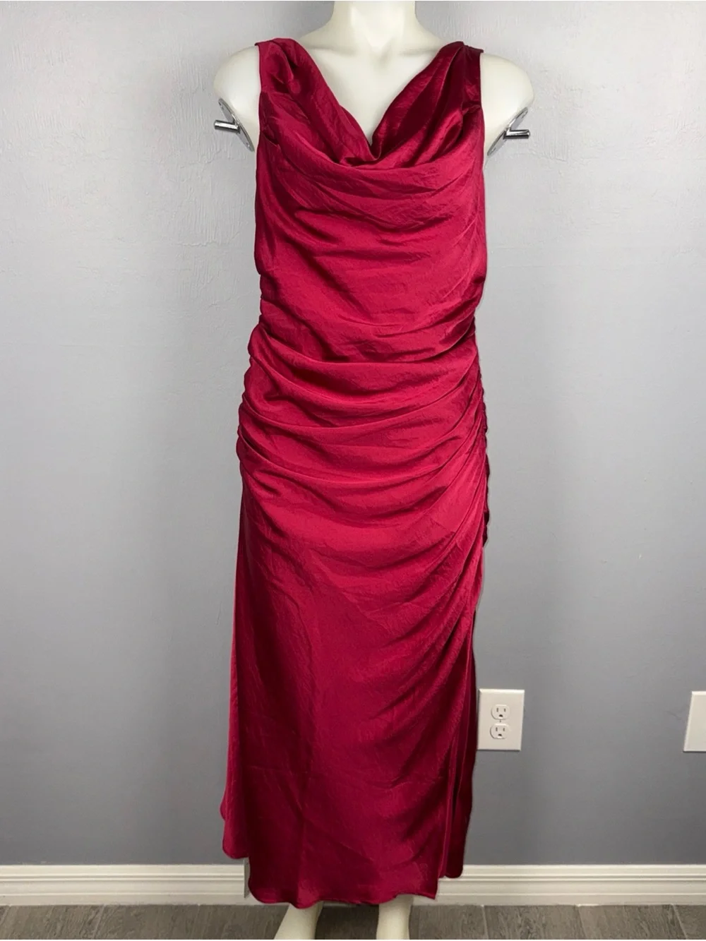 Abercrombie & Fitch Cowl Neck Draped Maxi Dress Women’s Petite Medium Pink Berry